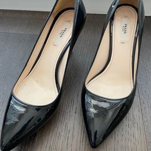 Authentic Prada black patent leather heels 37
